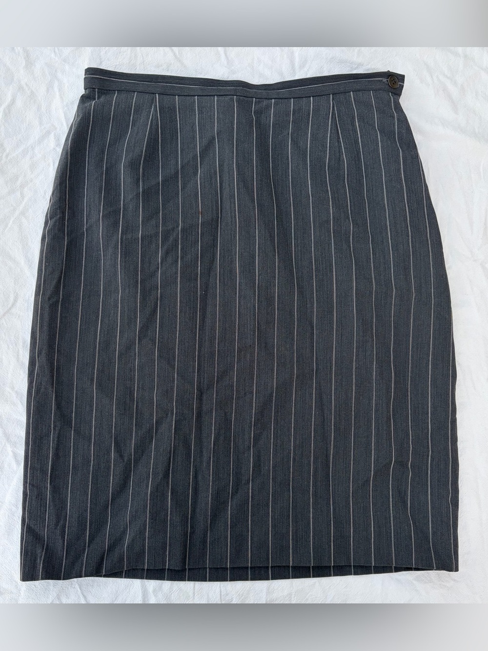 Vintage Giorgio Armani Vestimenta Spa Wool Blend Charcoal Pinstripe Pencil Skirt